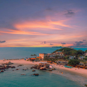 男人舔摸女人阴道视频啊啊叫
